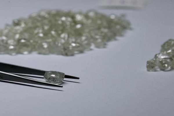 Congo Strikes Landmark Diamond Deal with Swiss Firm to Boost Local Processing