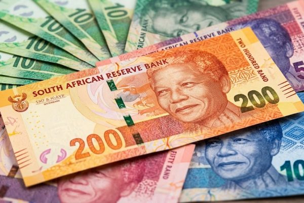 Rand Gains Ground, Cooling US Inflation Shakes Up Currency Markets