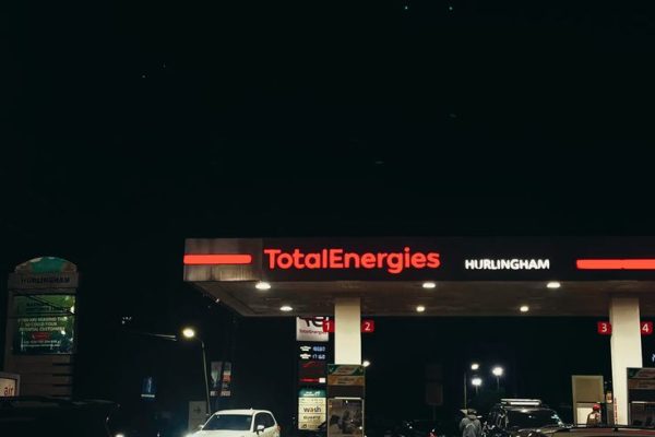 The Crude Paradox: Why Your Fuel Tank is Emptying Even as Oil Markets Cool