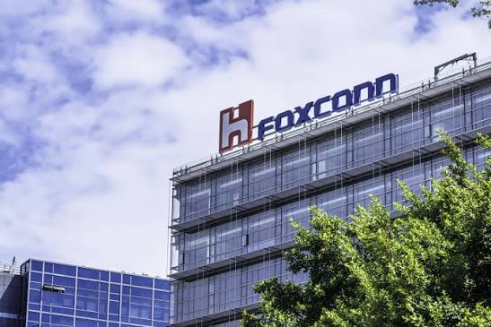 Foxconn Revenue Jumps 47% as AI Demand Drives Record Quarter