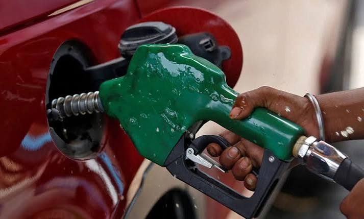 Nigeria Weighs ₦1,350 Petrol Price Cap as Fuel Costs Surge