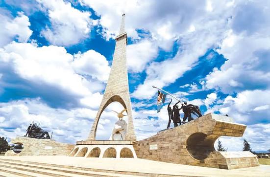 Kenya’s Economy Accelerates to 5.1% Growth as Transport and Services Lead